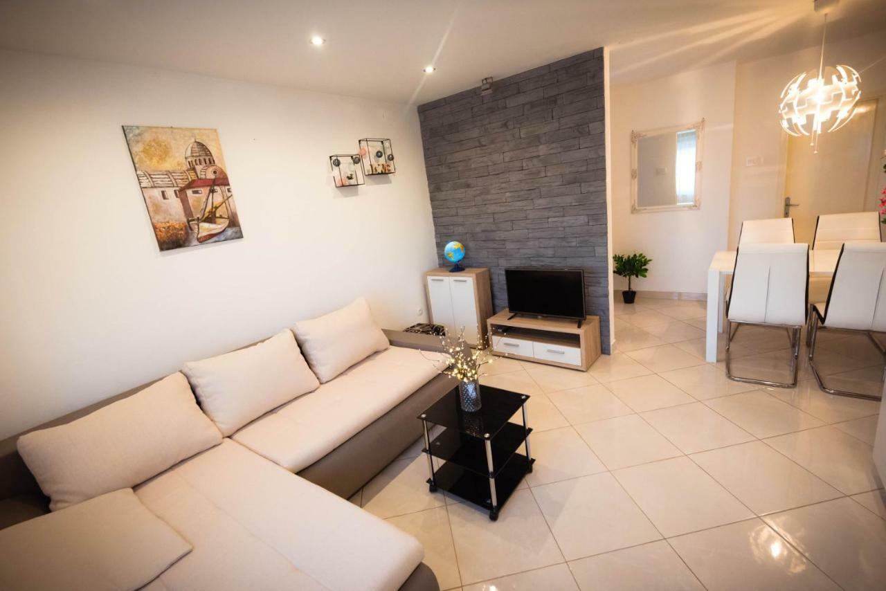 Apartments Nakic Šibenik Eksteriør billede