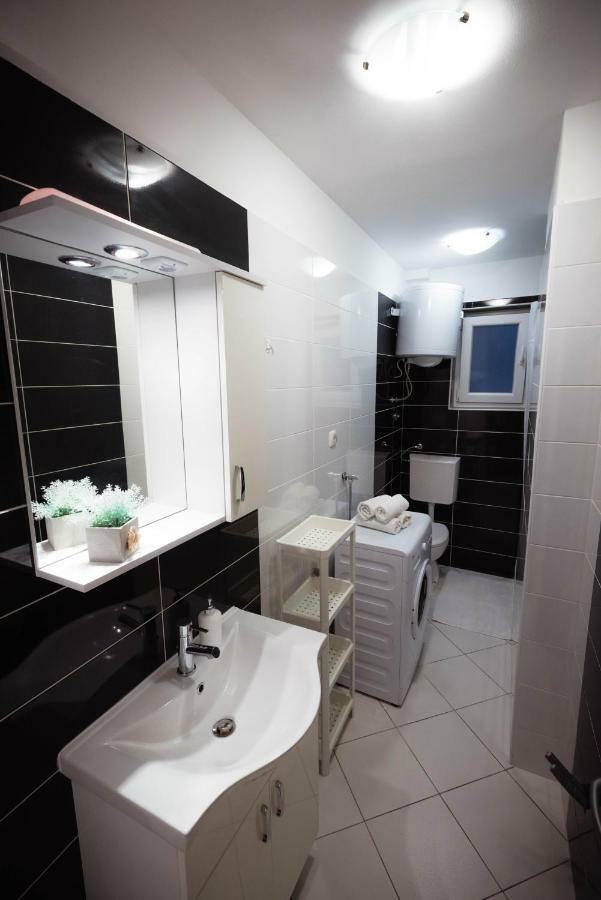 Apartments Nakic Šibenik Eksteriør billede